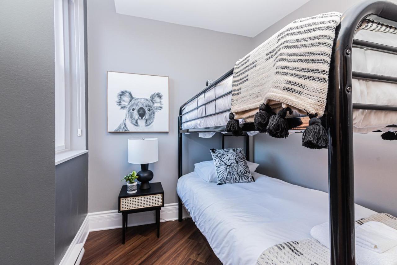 Family Friendly 3-Bedroom Beauty In Le Plateau By Denstays モントリオール エクステリア 写真